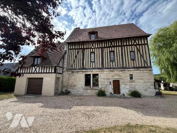 Située à 20 min de Bernay et à 14 min du Neubourg, l'étude vous présentent un Manoir du XVII° s...