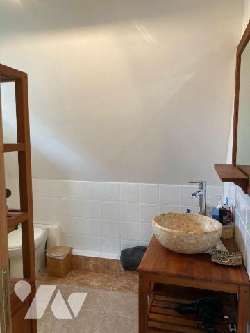 Située à 20 min de Bernay et à 14 min du Neubourg, l'étude vous présentent un Manoir du XVII° s...