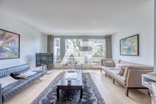 Appartement Rueil Malmaison 5 pièce(s) 105.56 m2 €695 000 ** - Référence 19190