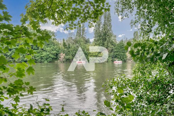 Appartement Rueil Malmaison 5 pièce(s) 105.56 m2 €695 000 ** - Référence 19190