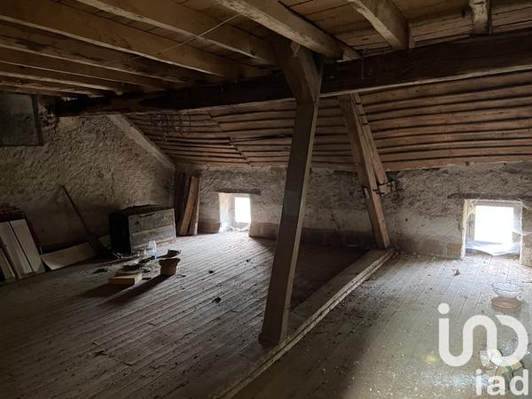 Maison 2 pièces de 49 m² à Saint-Sulpice-les-Feuilles (87160)