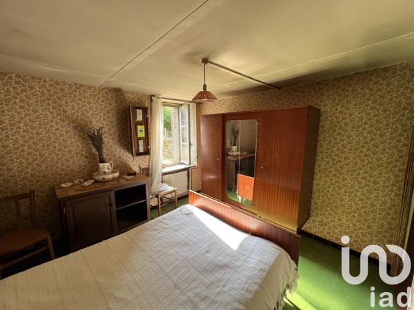 Maison 2 pièces de 49 m² à Saint-Sulpice-les-Feuilles (87160)