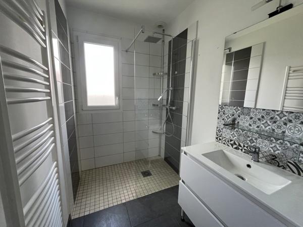 Maison à louer 1 080 € CC Biscarrosse 3 p 71 m² DPE A