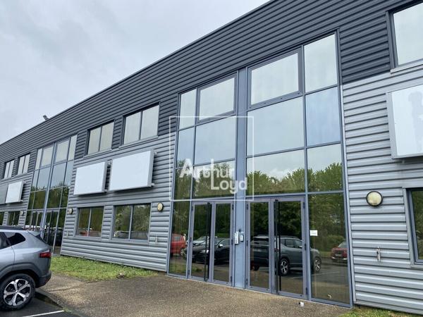 LOCAUX TERTIAIRES A LOUER LIEUSAINT