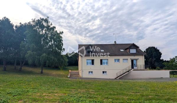 À La Ferté-Bernard, maison familiale avec dépendance et terrain arboré de 4 500 m²