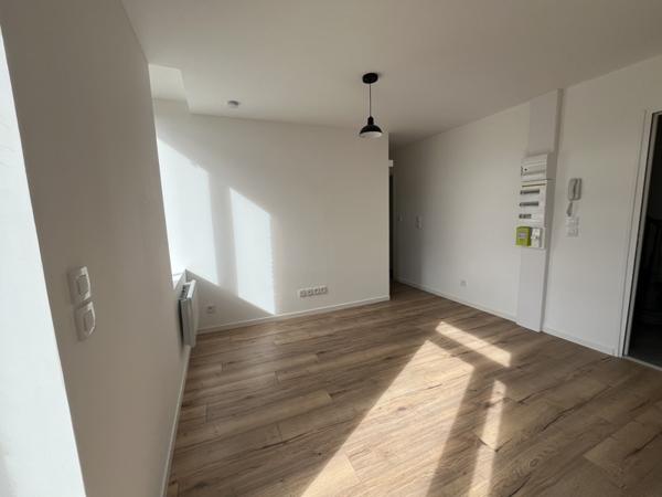 Appartement à louer 498 € CC Castres 2 p 31 m² DPE C