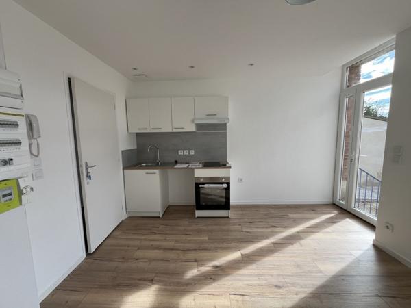 Appartement à louer 498 € CC Castres 2 p 31 m² DPE C
