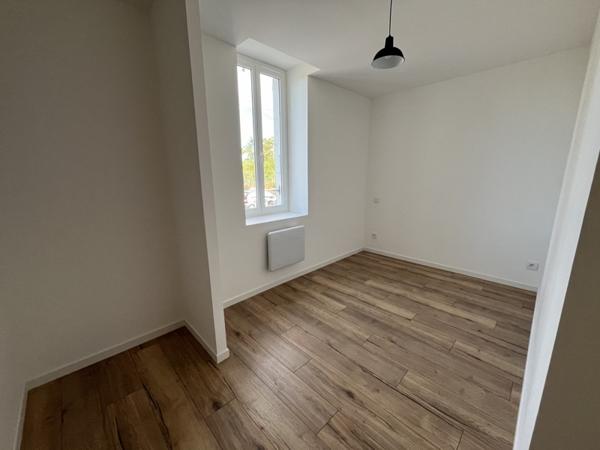 Appartement à louer 498 € CC Castres 2 p 31 m² DPE C