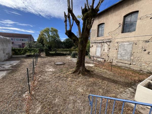 Appartement à louer 498 € CC Castres 2 p 31 m² DPE C