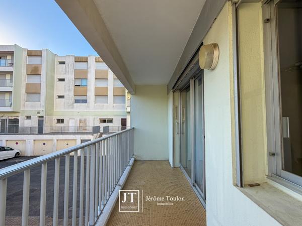 Appartement
                                                                                                                                                                                                                                                                                                                        2 pièce(s)                                                                                                                                                                                                          1 chambre(s)                                                                                                                                                                                                          42  m²