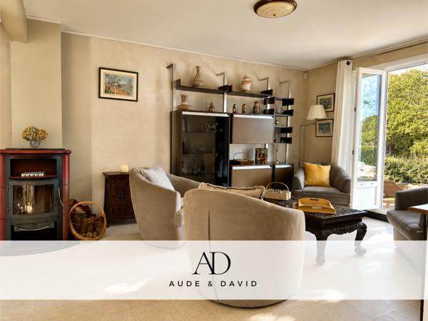 Maison
         7 pièces
        - 135 m² Bien prestige 950 000 € *
