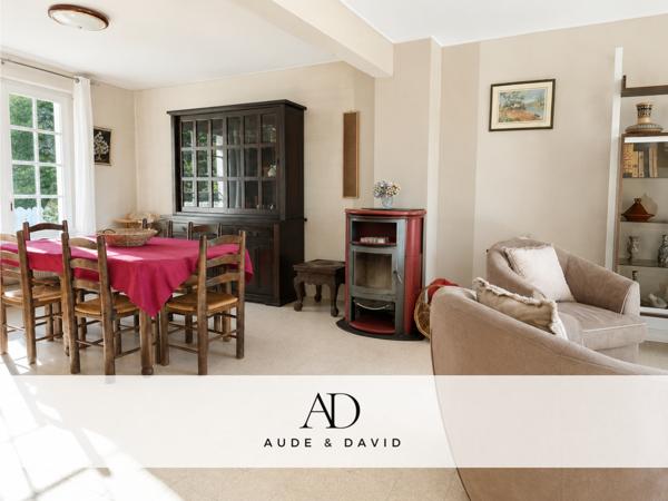Maison
         7 pièces
        - 135 m² Bien prestige 950 000 € *