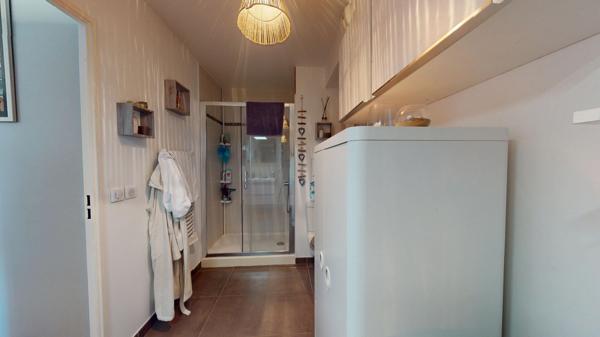 Studio à Asnières Sur Seine de 29.54m2 - 1050€ CC
