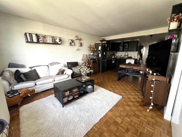 Appartement Atypique 4 pièces Métro Croix de Chavaux