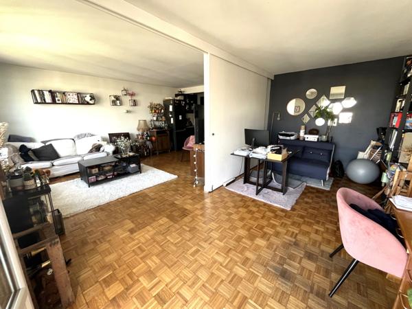 Appartement Atypique 4 pièces Métro Croix de Chavaux