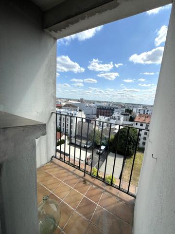 Appartement Atypique 4 pièces Métro Croix de Chavaux
