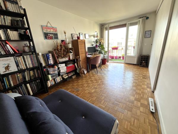 Appartement Atypique 4 pièces Métro Croix de Chavaux