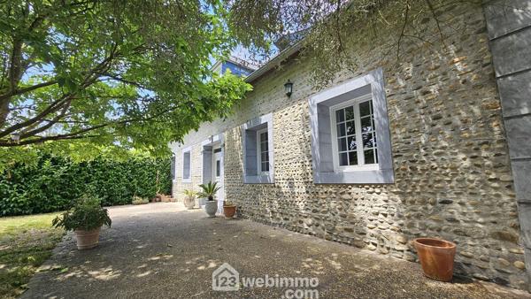 Maison 240 m² à Gayan 65320