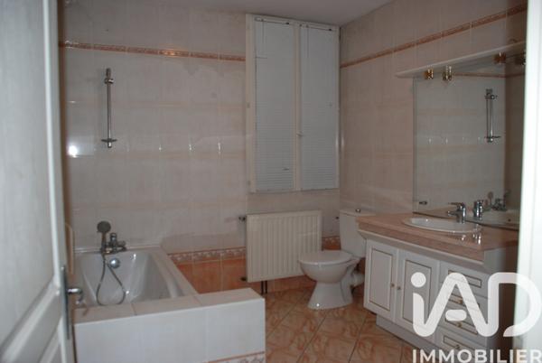 Maison à vendre 4 pièces 89,7 m² Sainte-Foy-la-Grande