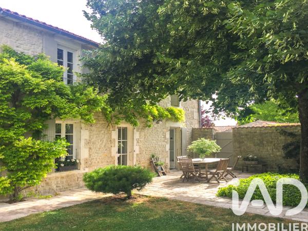 Maison à vendre 8 pièces 240 m² Dompierre-sur-Mer