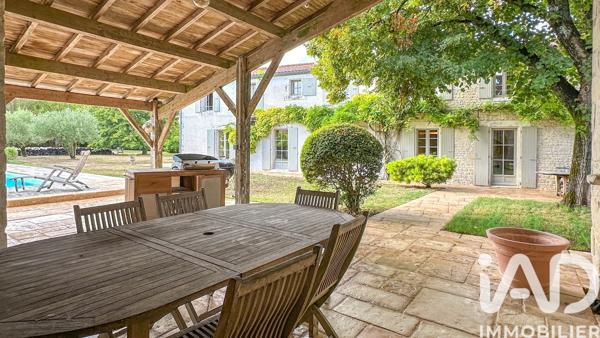Maison à vendre 8 pièces 240 m² Dompierre-sur-Mer