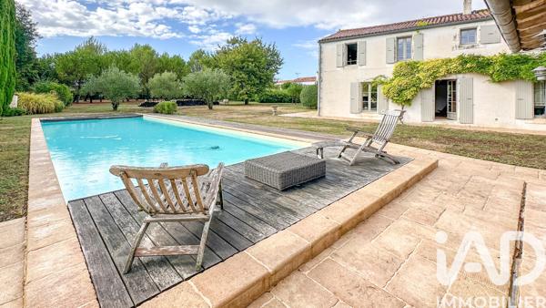 Maison à vendre 8 pièces 240 m² Dompierre-sur-Mer