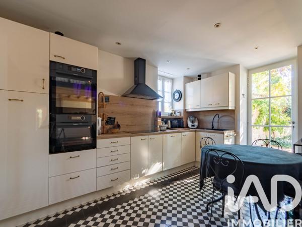 Maison à vendre 8 pièces 240 m² Dompierre-sur-Mer
