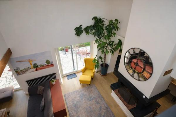 MAISON DE 220 M2 6 PIECES - 4 CHAMBRES DÉPENDANCE TERR
