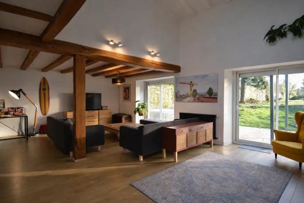 MAISON DE 220 M2 6 PIECES - 4 CHAMBRES DÉPENDANCE TERR