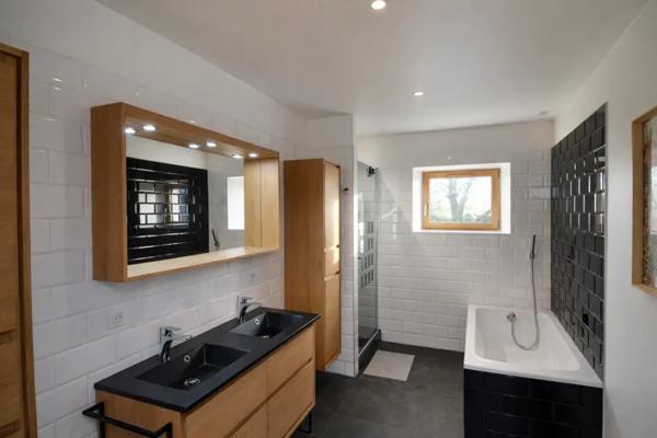 MAISON DE 220 M2 6 PIECES - 4 CHAMBRES DÉPENDANCE TERR