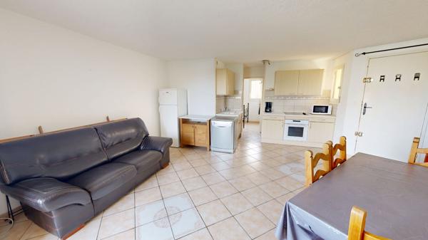 APPARTEMENT T3 (2 cabines) de 37m2 à Saint pierre la mer Piscine, tennis et parking privatif