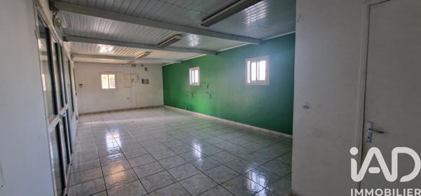 Immeuble à vendre 351 m² Le Tampon
