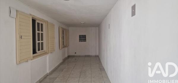 Immeuble à vendre 351 m² Le Tampon