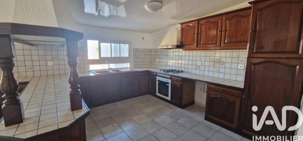 Immeuble à vendre 351 m² Le Tampon