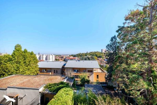 Appartement à vendre 309 000 € Oullins 3 p 82 m² DPE C