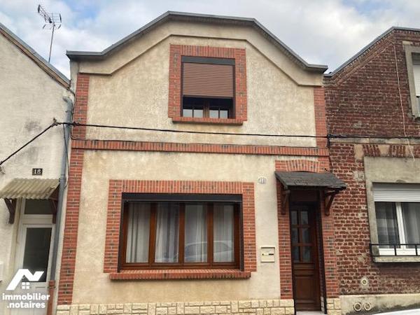 SAINT-QUENTIN, MAISON DE VILLE