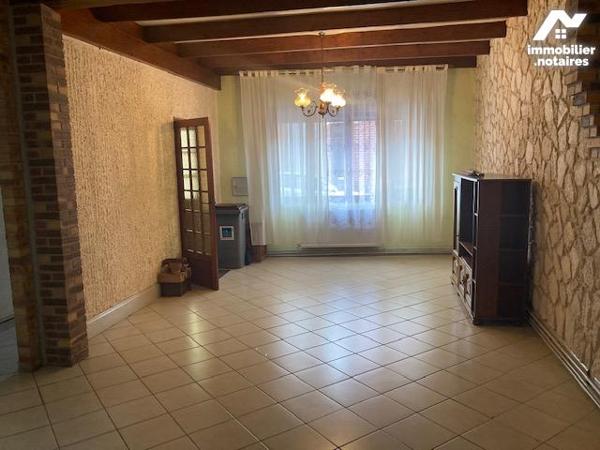 SAINT-QUENTIN, MAISON DE VILLE