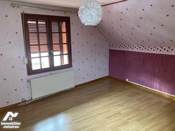 SAINT-QUENTIN, MAISON DE VILLE