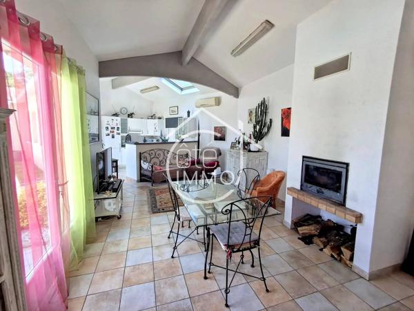 Prigonrieux: Maison atypique d'architecte de 125m² avec piscine et vue étang
