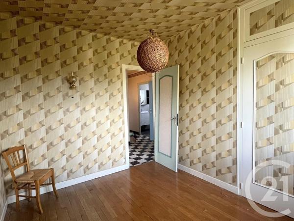 Maison à vendre  6 pièces - 84,65 m 2   RIGNIEUX LE FRANC  - 01