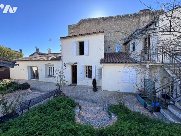 Ensemble immobilier de caractère au cœur de la cité historique
