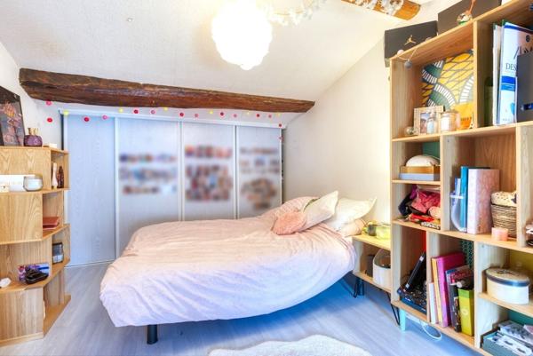 Spacieuse maison en pierre