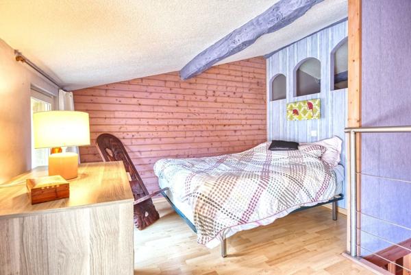 Spacieuse maison en pierre