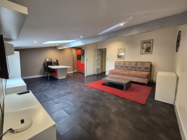 Appartement T2 d'environ 43 m² loi carrez - Bordeaux Gambetta 232 000 €