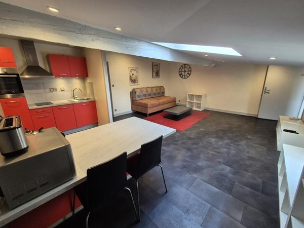 Appartement T2 d'environ 43 m² loi carrez - Bordeaux Gambetta 232 000 €