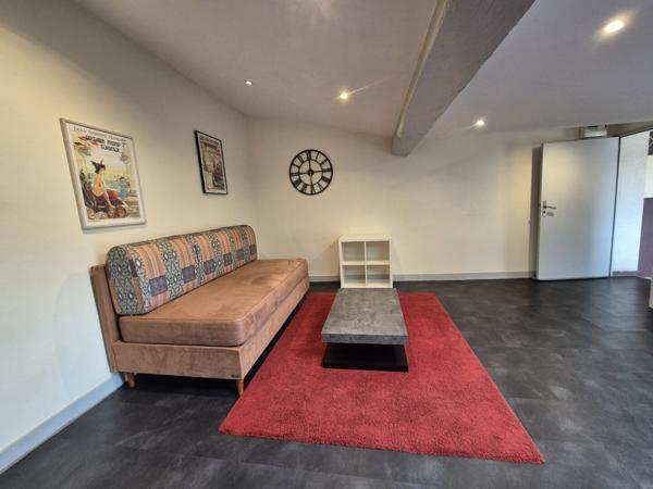 Appartement T2 d'environ 43 m² loi carrez - Bordeaux Gambetta 232 000 €