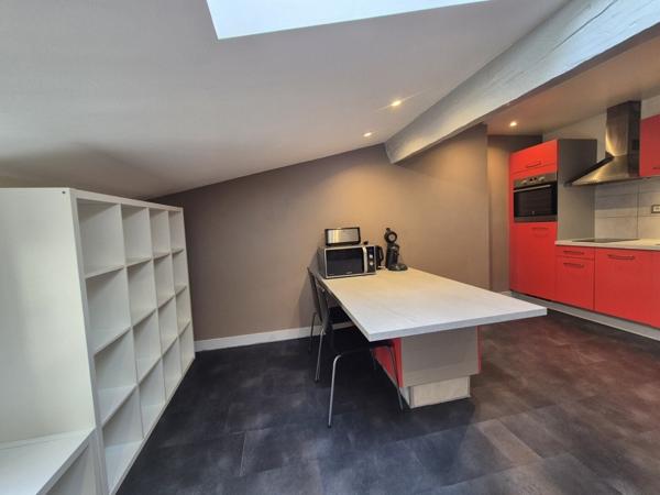 Appartement T2 d'environ 43 m² loi carrez - Bordeaux Gambetta 232 000 €