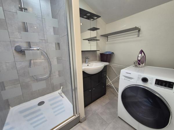 Appartement T2 d'environ 43 m² loi carrez - Bordeaux Gambetta 232 000 €