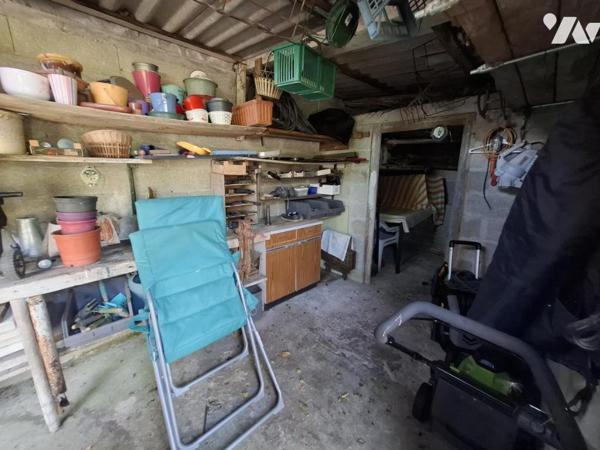 Saintes - rive Gauche - quartier hyper U - maison de 147 m² hab - 6 chambres - garage et parking