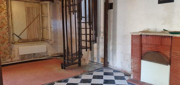 MAISON A RENOVER